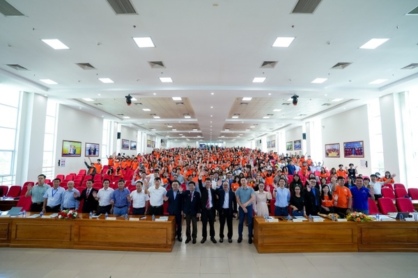 | TP. HCM | Diễn đàn Sinh viên trong nền Kinh tế số 2023