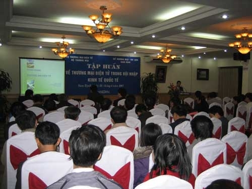 Tập huấn TMĐT cho doanh nghiệp Phú Thọ