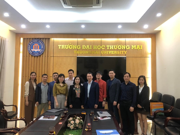Khảo sát đào tạo TMĐT Trường  Đại học Thương Mại