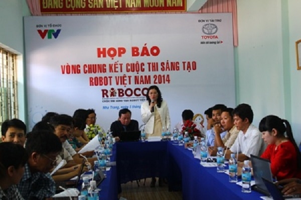 Chung kết Cuộc thi Sáng tạo robot Việt Nam 2014 từ 6/5