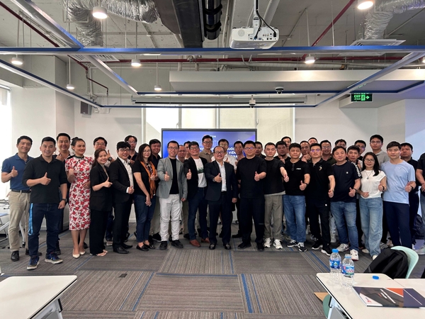 Đoàn đại diện từ Trung Quốc ghé thăm VECOM để thúc đẩy hợp tác thương mại điện tử với Việt Nam