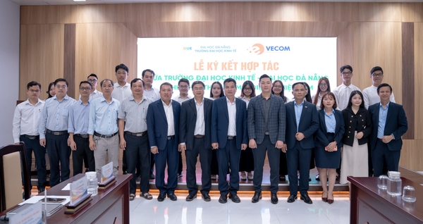 VECOM ký kết hợp tác với Trường Đại học Kinh tế – Đại học Đà Nẵng, thúc đẩy đào tạo nhân lực cho kinh tế số