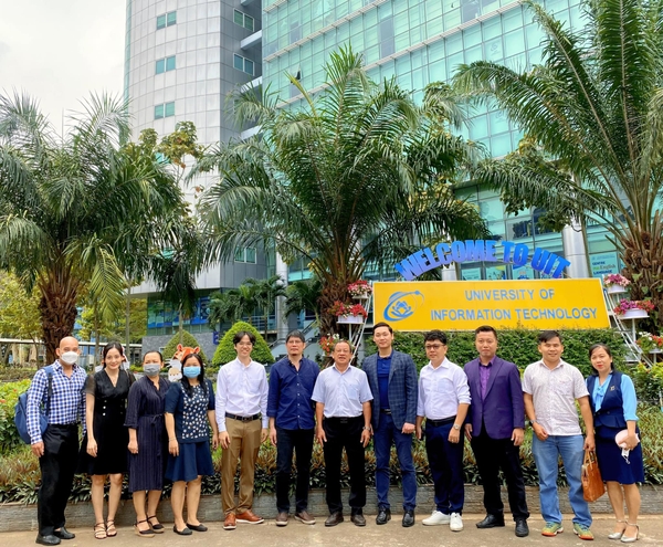 Kết thúc chương trình VECOM Unitour phía Nam với trường Đại Học Công Nghệ Thông Tin - ĐHQG HCM