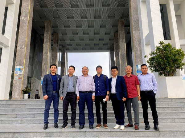 Khảo sát Khoa Quản lý khoa học và Hợp tác quốc tế trường Đại Học Văn Hiến