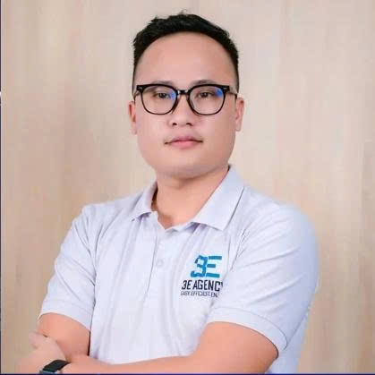 Ông Hồ Văn Hiếu