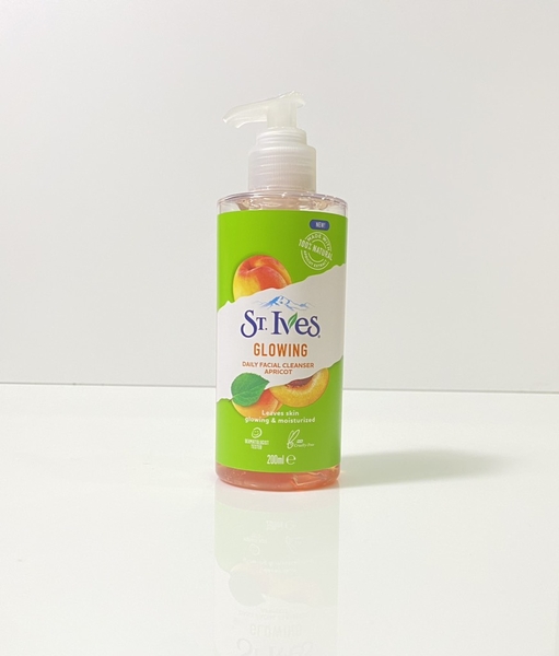 ST.IVES - Glowing (Sữa Rửa Mặt Mơ 200ml)