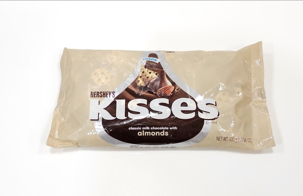 HERSHEY'S - KISSES MILK CHOCOLATE WITH ALMONDS (CHOCOLATE SỮA HẠNH NHÂN 300G)