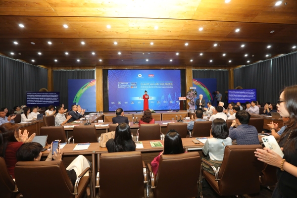 VECOM Attends Summer Economic Roundtable 2026: “From Policy Decisions to Growth” – Driving Breakthroughs for the Second Half of the Year