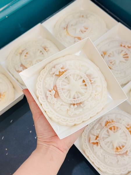 Trung thu dẻo 4 trứng (300g)