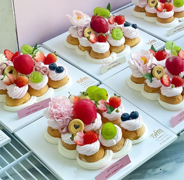 Set 9 bánh su sing trái cây tươi