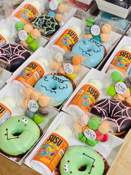 Cake Box 012