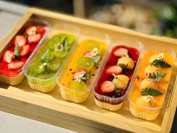 Panna cotta trái cây