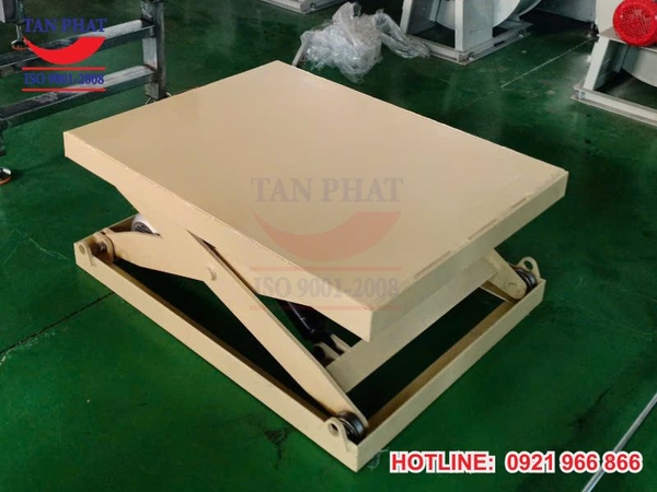 ban-nang-thuy-luc-500kg-1000x800mm