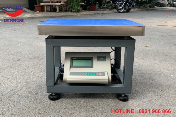 can-ban-ghe-ngoi-200kg-a12-yaohua-khung-thep