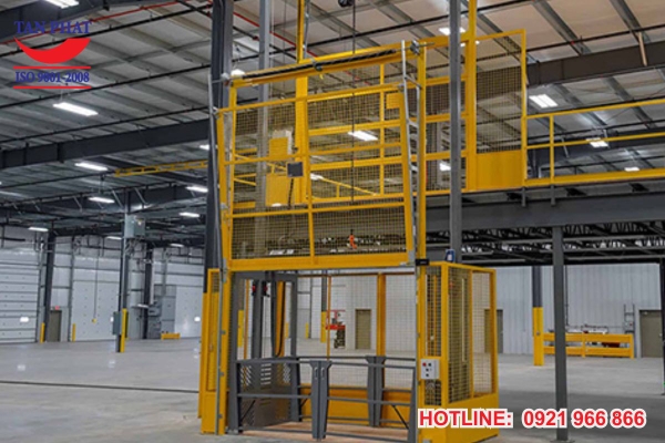 thang-nang-hang-2000kg-2-tan