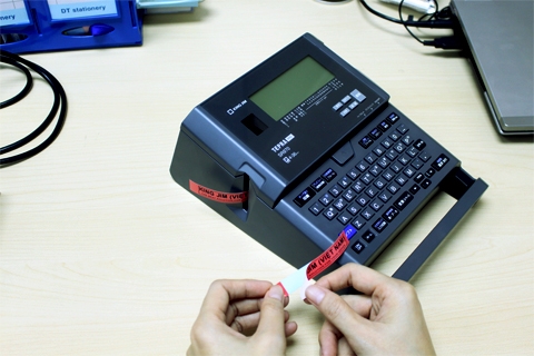 Manual & Application of Label Printer SR970 - KING JIM