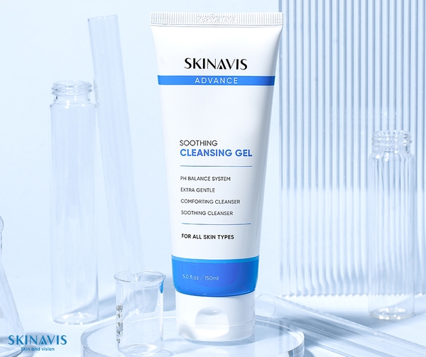 SKINAVIS SOOTHING CLEANSING GEL: Sữa Rửa Mặt Dịu Nhẹ, Cân Bằng pH Cho Làn Da Sạch Khỏe