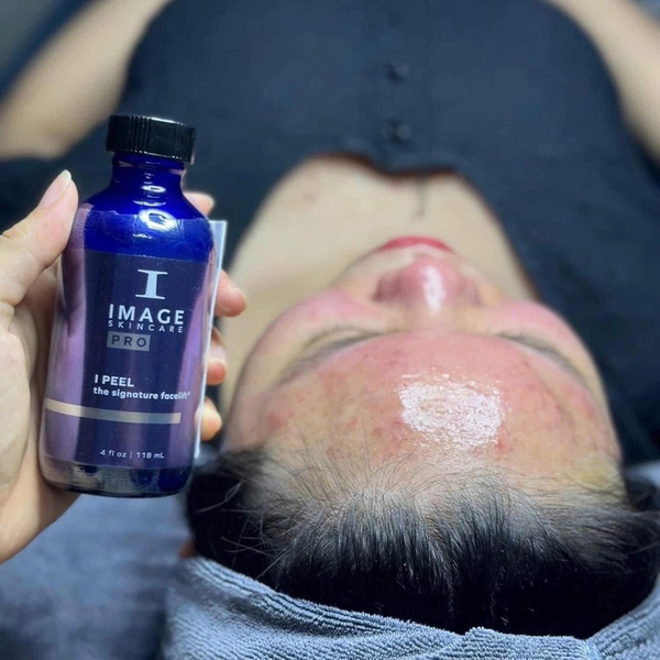SIGNATURE FACELIFT®: Phục Hồi Làn Da Nhạy Cảm, Mụn Viêm, Da Khô, Mất Nước Giãn Mao Mạch