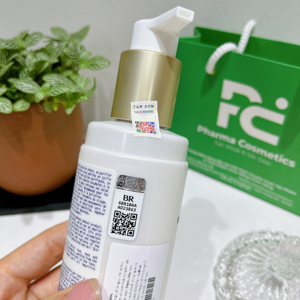 BIOLOGIQUE RECHERCHE LAIT VIP O2 / SỮA RỬA MẶT TÁI TẠO VÀ THANH LỌC DA 
