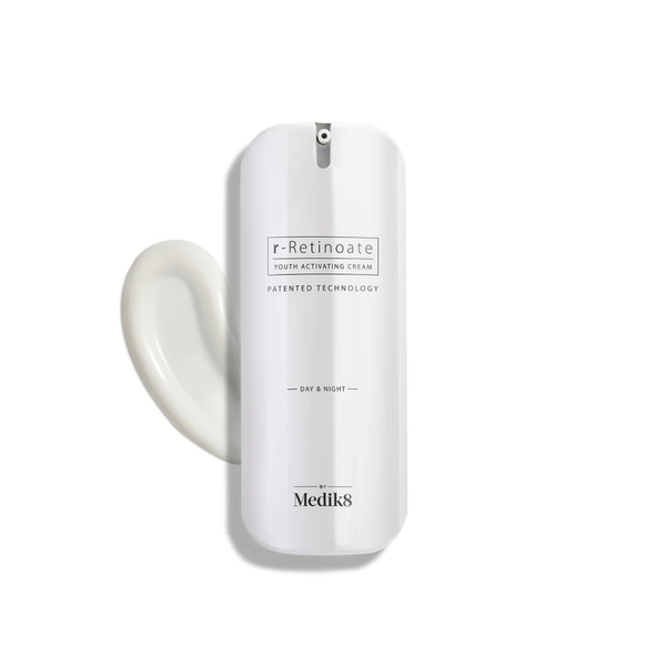 MEDIK8 r-Retinoate® Day & Night: Tinh Chất Tái Tạo Da Chuyên Sâu, Mang Lại Làn Da Tươi Trẻ Bất Kể Ngày Đêm