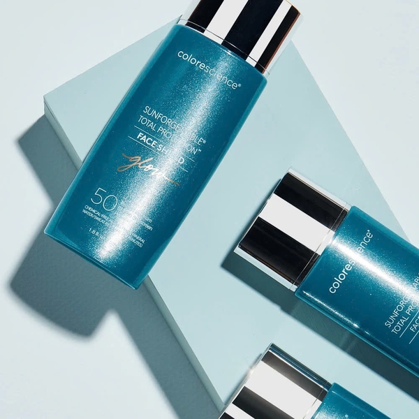 COLORESCIENCE TOTAL PROTECTION FACE SHIELD SPF50 ( GLOW) / KEM CHỐNG NẮNG CĂNG BÓNG DA 