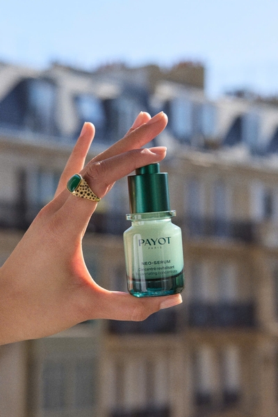 PAYOT NEO-SERUM / TINH CHẤT TÁI SINH NĂNG LƯỢNG LÀM SÁNG MỊN & TRẺ HOÁ DA