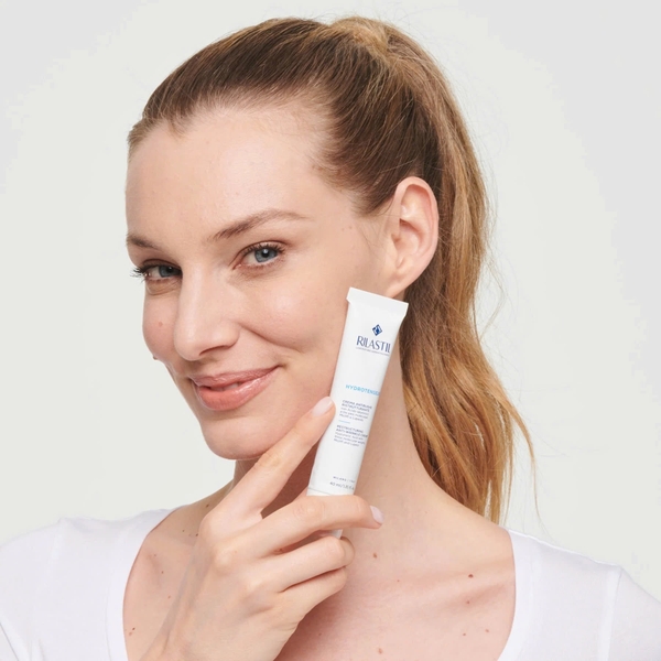 RILASTIL HYDROTENSEUR RESTRUCTURING ANTI-WRINKLE CREAM: Kem Chống Lão Hóa & Giảm Nhăn Sâu - Tăng Cường Đàn Hồi, Phục Hồi Hàng Rào Da