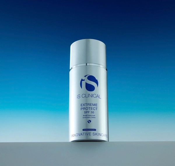 iS CLINICAL Extreme Protect SPF 30: Kem Chống Nắng Đa Năng, Bảo Vệ DNA & Cấp Ẩm Chuyên Sâu