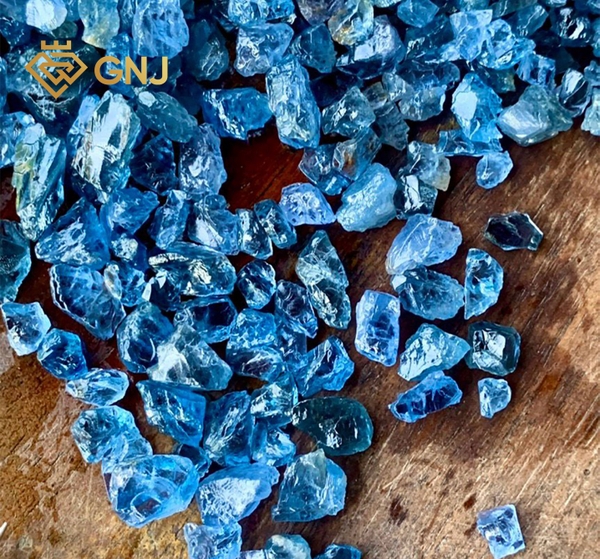 Đá spinel là gì? 6 điều cần biết cho người mới chơi đá spinel.