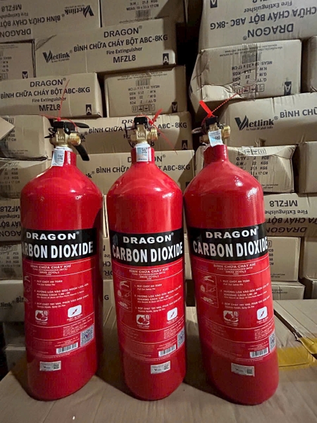 binh-chua-chay-co2-dragon-mt3-3kg