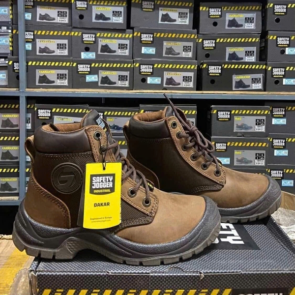 giay-bao-ho-jogger-dakar-mau-nau