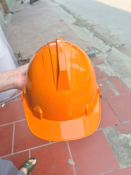 mu-bao-ho-lao-dong-quai-gai-mau-cam