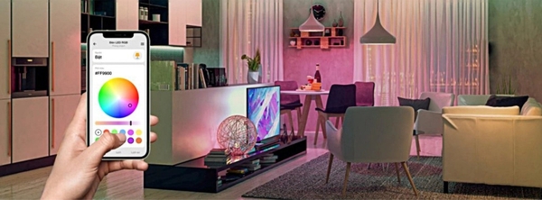 den-led-rgbww-thong-minh-16-trieu-mau