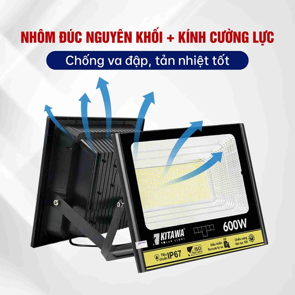 Vỏ đèn nhôm đúc chắc chắn, thiết kế hiện đại