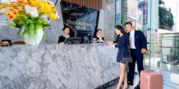Emerald Bay Hotel & Spa Nha Trang – View Biển Tuyệt Đẹp