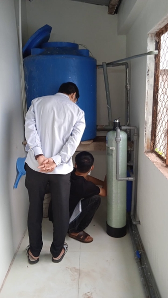 cột lọc nước máy