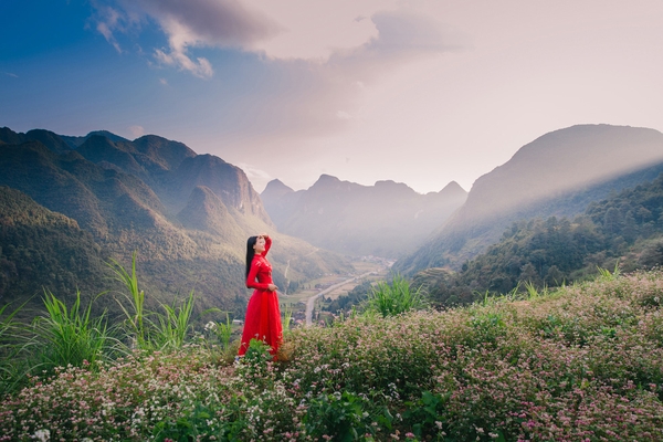 TOUR GHÉP HÀNG NGÀY: CAO NGUYÊN ĐÁ - HẺM TU SẢN, ĐI THUYỀN TRÊN SÔNG NHO QUẾ - 3 NGÀY 2 ĐÊM