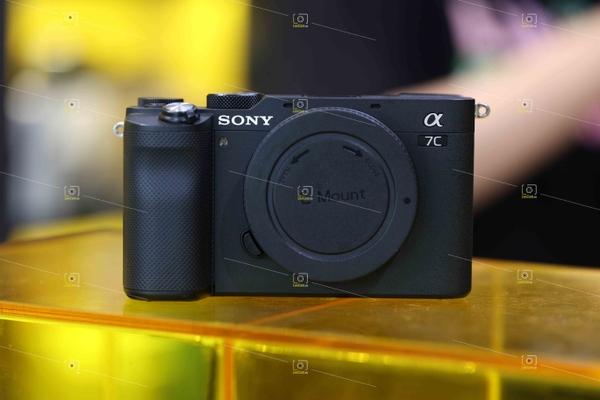 likenew-body-sony-a7c