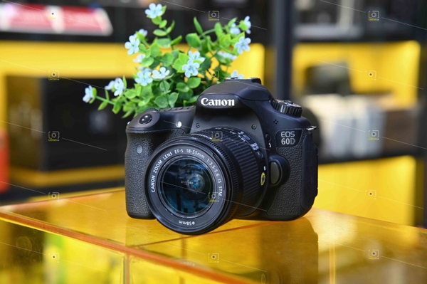 canon-60d-kit-18-55mm-f-3-5-5-6-is-stm-gia-tot