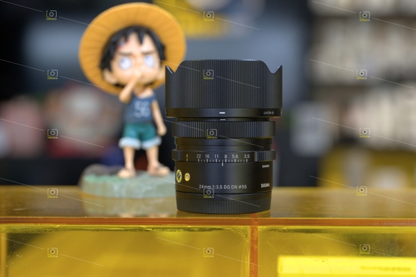 used-sigma-24mm-f-3-5-dg-dn-for-sony