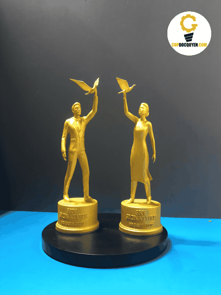 Cúp 3D tạo hình theo biểu tượng