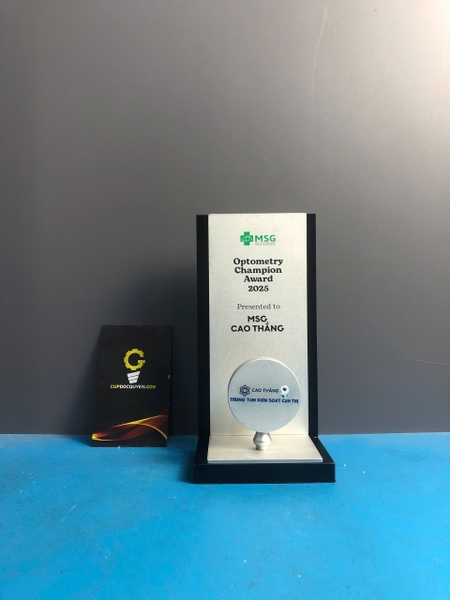 cup-trao-giai-nganh-y