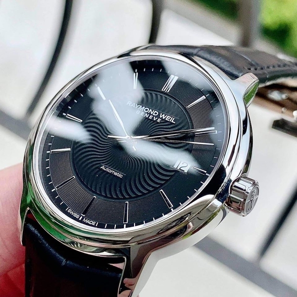 ng h Nam Raymond Weil 2237 STC 20001