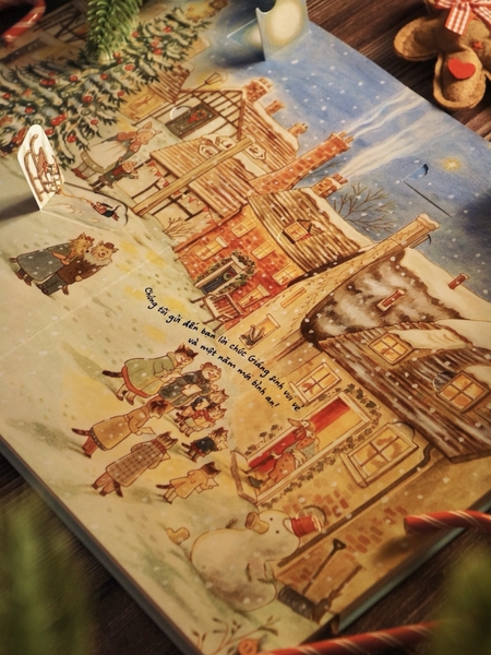 Combo 2 cuốn Gia Đình Mèo Cam: Giáng Sinh Lung Linh + Bốn Mùa Yêu Thương