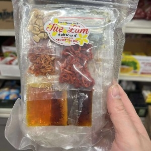 Bánh Tráng Trộn Vị Sốt Bò Sa Tế - 味付けライスペーパー