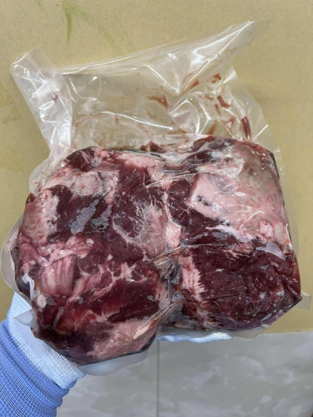 Thịt Sườn Bò Tròn Không Xương