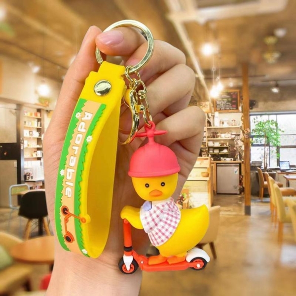 móc khóa vịt mũ đỏ - Dây móc dài : 10cm - Mô Hình Cao : 6cm - Nặng : 50gram - No Box : bọc túi OPP
