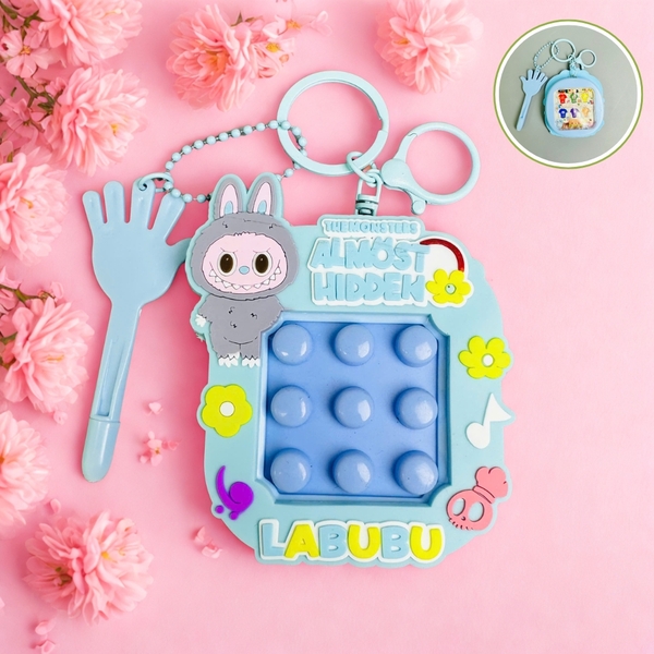 Móc Khóa bấm nút bàn tay màu xanh dương labubu - Cao : 9.5cm , Rộng 8cm - Nặng 50gram - SKU : moc285g K74-T5-S12