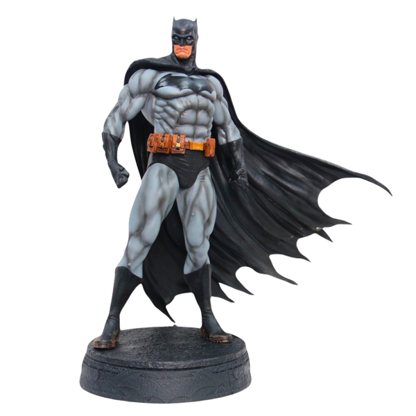 Mô Hình siêu anh hùng Batman dáng đứng siêu ngầu - Cao 38cm - ngang 35cm - nặng 1kg6 - Figure Batman - Có Hộp Màu N1-K37-T4-S9