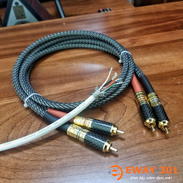 Dây AV Hitachi 4 Lõi Chống Nhiễu Mạ Bạc Jack Khóa Ren Thông Minh - Dài 1m